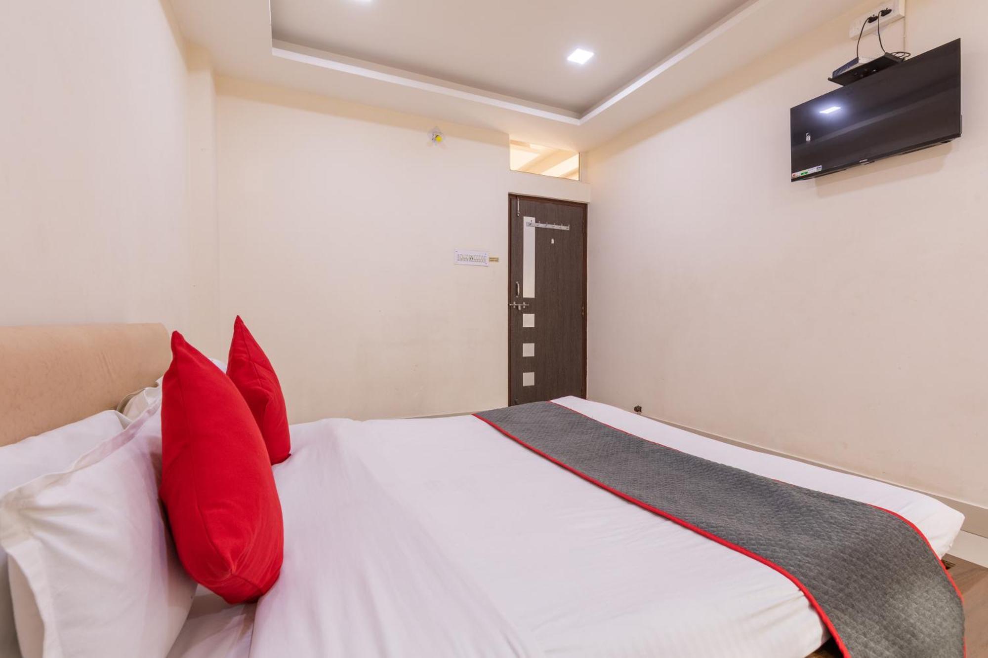 Ruchishree Garden Hotel Ujjain Exterior foto